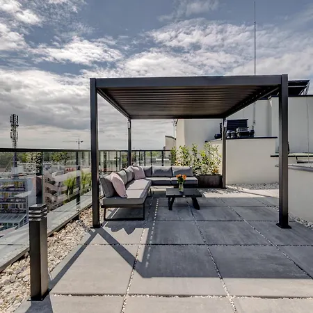 Z Tarasem Na Dachu Na Wydmach W Miedzywodziu