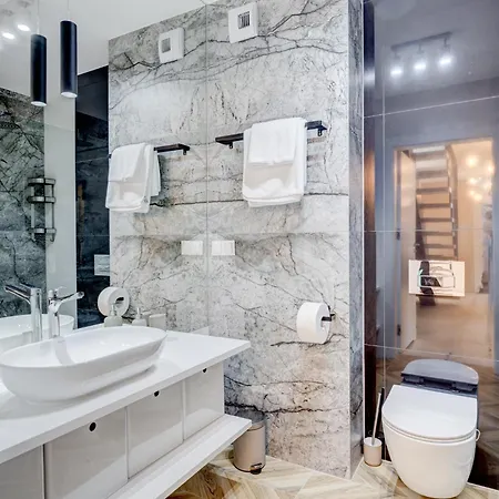 Z Tarasem Na Dachu Na Wydmach W Miedzywodziu Międzywodzie