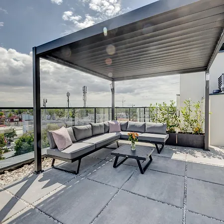 Z Tarasem Na Dachu Na Wydmach W Miedzywodziu Międzywodzie