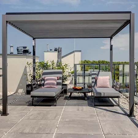 Z Tarasem Na Dachu Na Wydmach W Miedzywodziu